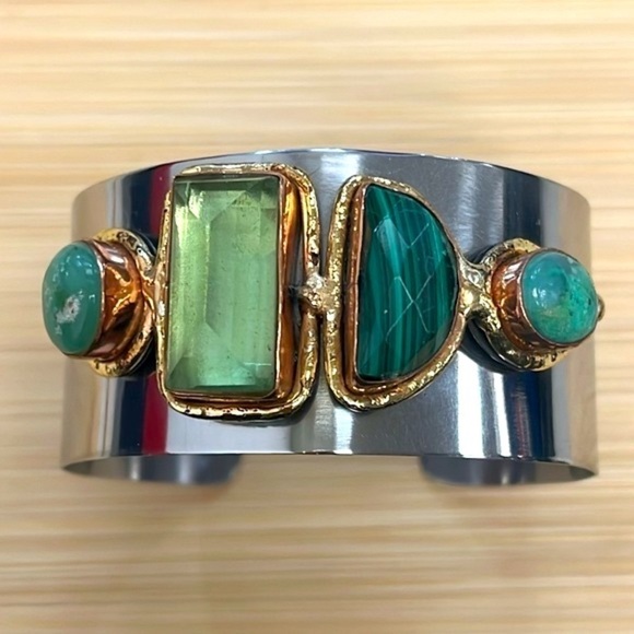 Handmade Silver Tone Adjustable Wide Cuff Bracelet Green Gemstone Embellished - Picture 5 of 16